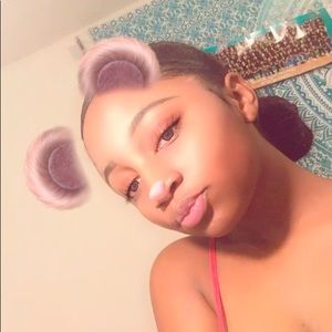 Meet your Posher, Jakyra